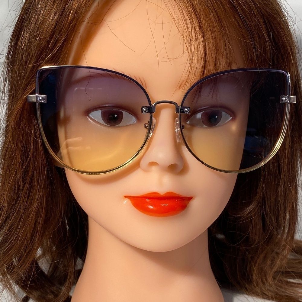 1350 Oversized Butterfly Gold Wire Green Lens Sunglasses NWT